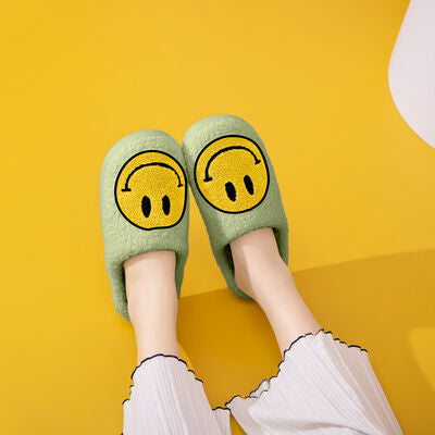 Melody Smiley Face Slippers – Rivolex